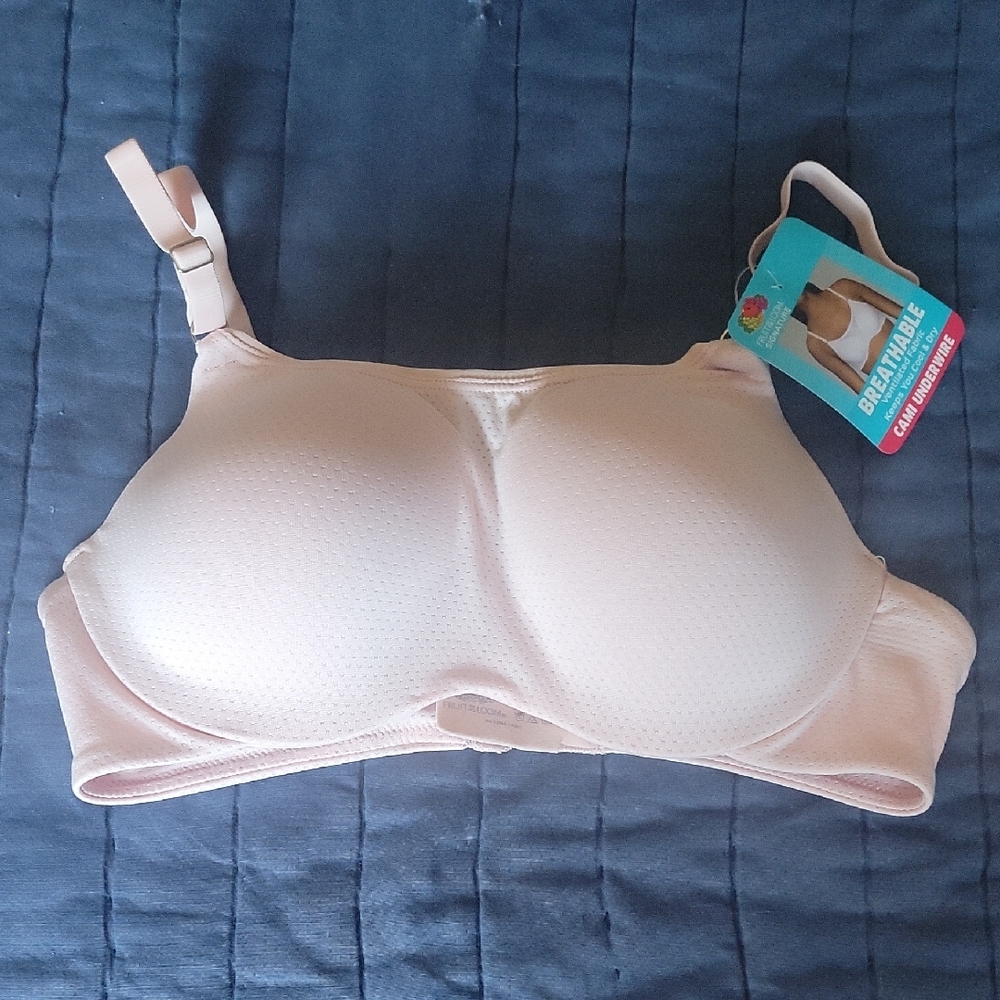 NWT Fruit of the Loom Women's Bra - Soft Pink
